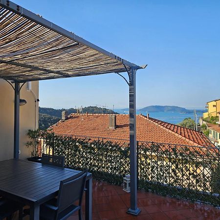 شقة La Terrazza Sul Golfo Dei Poeti Con Vista Mare Pitelli المظهر الخارجي الصورة