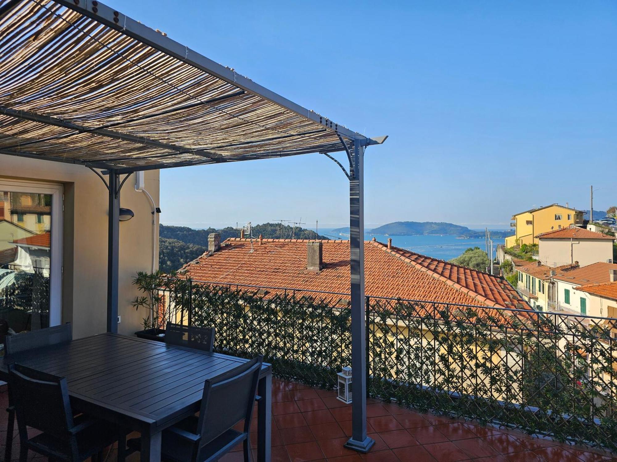شقة La Terrazza Sul Golfo Dei Poeti Con Vista Mare Pitelli المظهر الخارجي الصورة